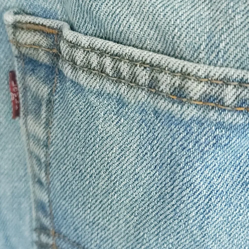 Levi's Jeans Men's 42x30 550 Relaxed Fit Blue Denim Faded Distressed - Picture 10 of 15